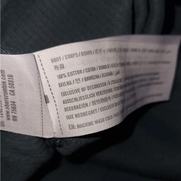 Abercrombie and Fitch Ribbed Thermal Henley size XL NWT - Picture 6 of 11